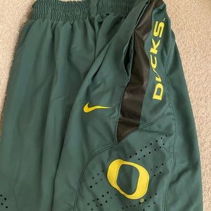 Nike DRI-FIT Oregon Ducks shorts - classics